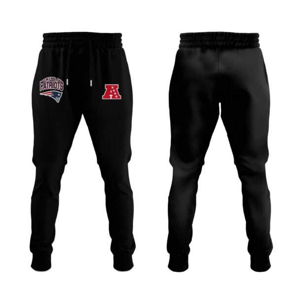 NE Patriots G-III Sports by Carl Banks Black Hoodie