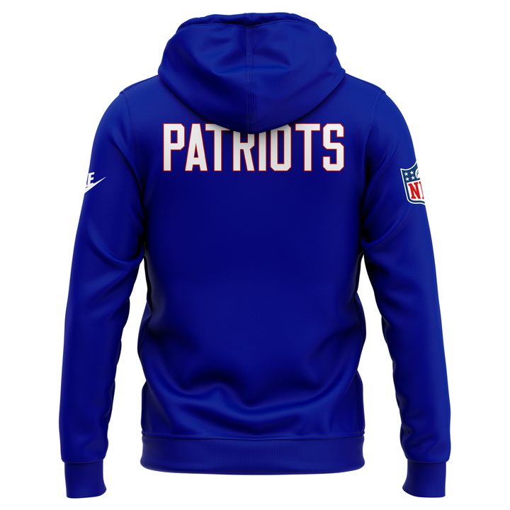 New England Patriots Throwback Historic Royal Pullover Hoodie
